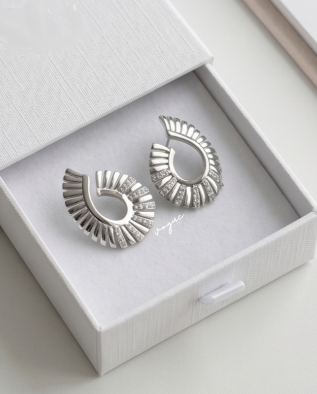 SPIRAL PAVÉ