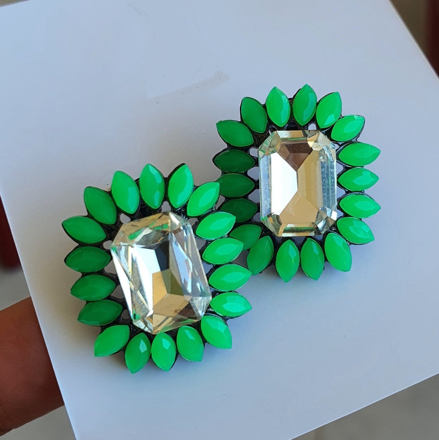BLOOM STUDS