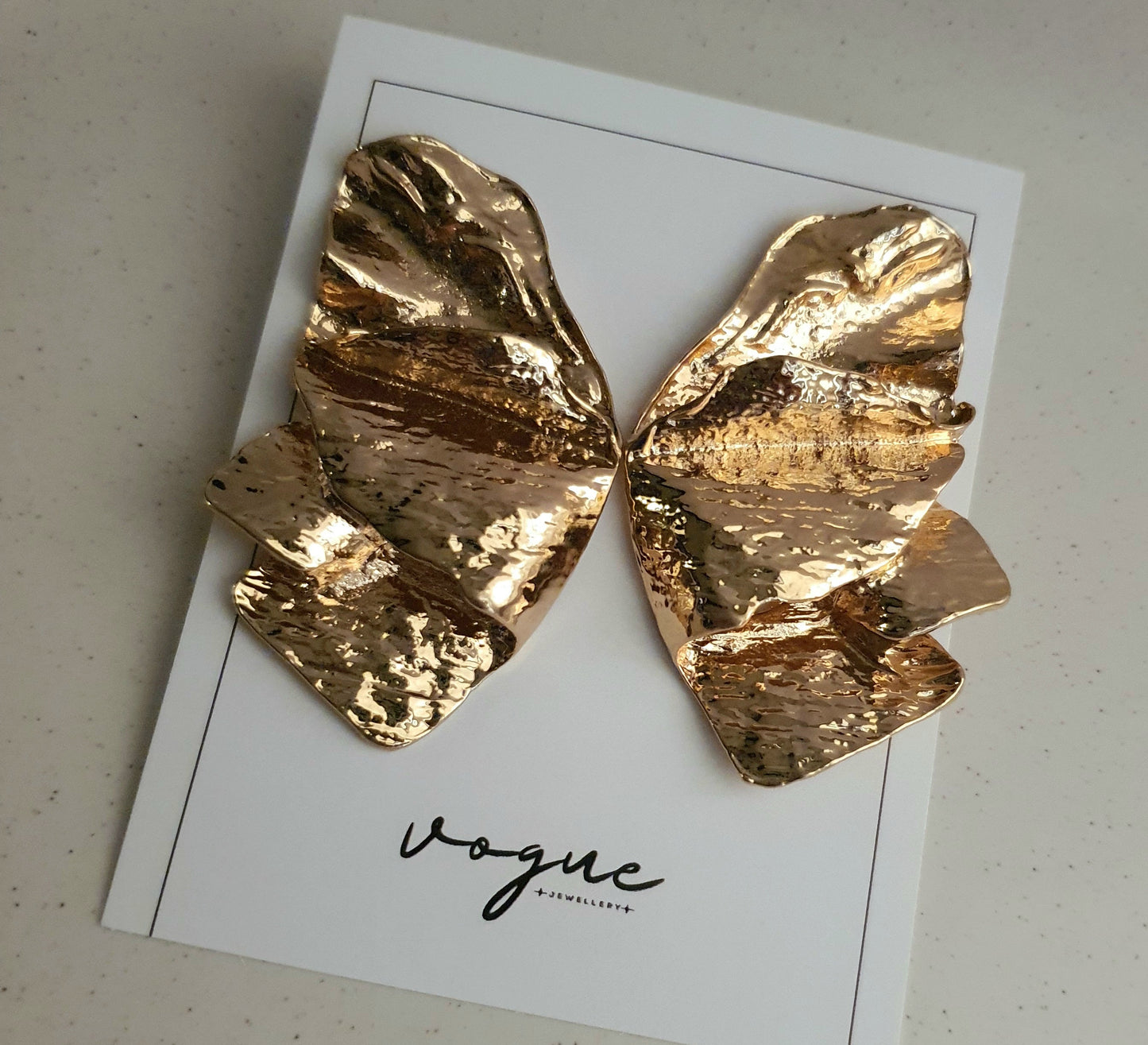 GOLDEN PETALS