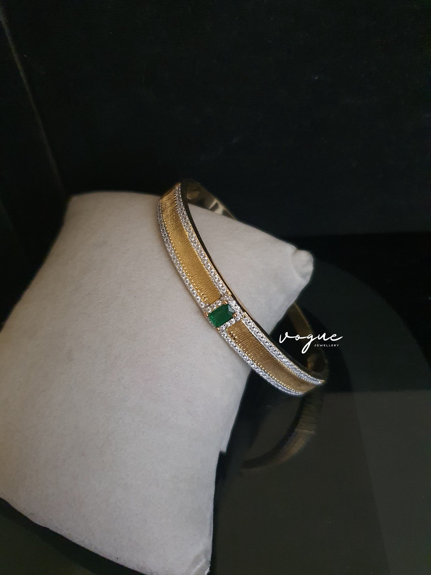 EMERALD SPECTRA