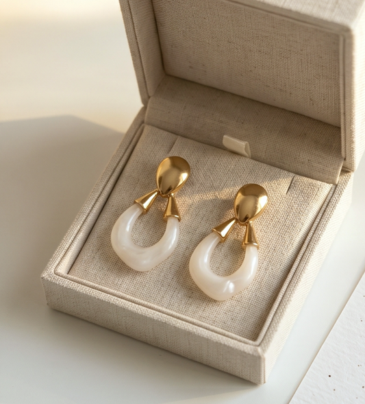 ACRYLIC IVORY DROPS