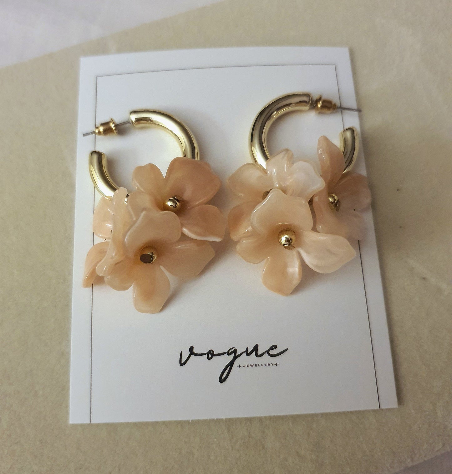 FLORAL HOOPS