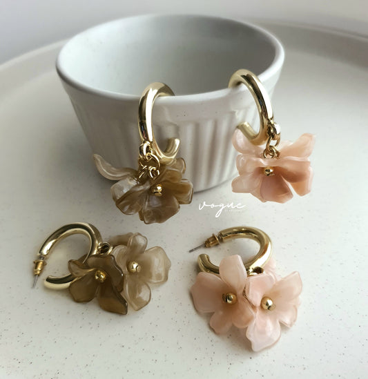 FLORAL HOOPS